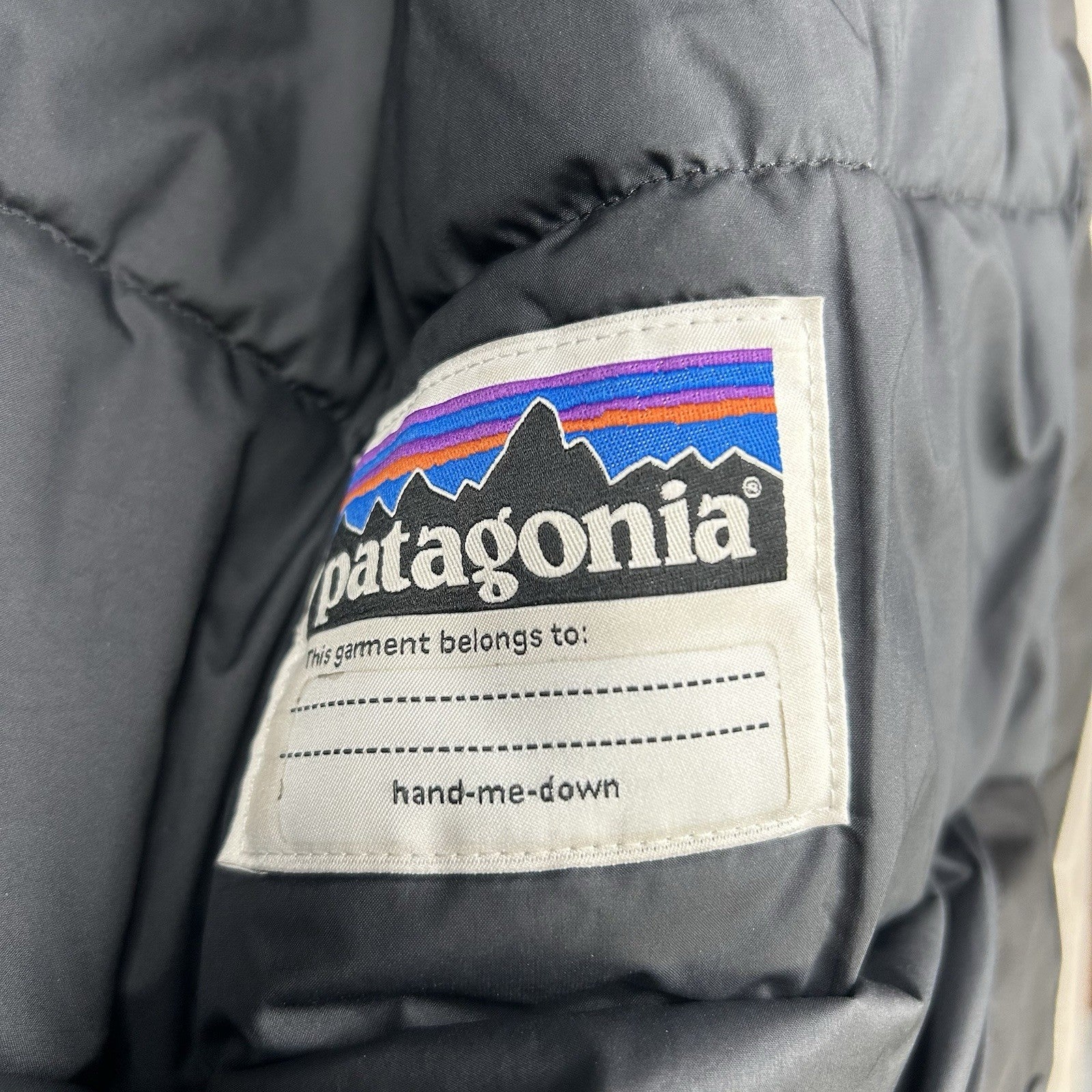 Black Patagonia H2NO Winter Hooded Ski Snowboard Jacket Youth Size