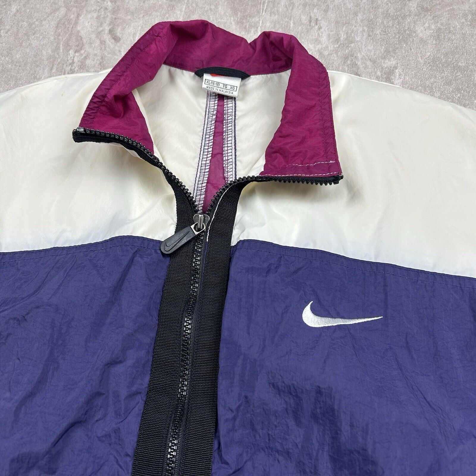 Vintage 90s Nike Maroon Purple Zip Up Windbreaker Jacket