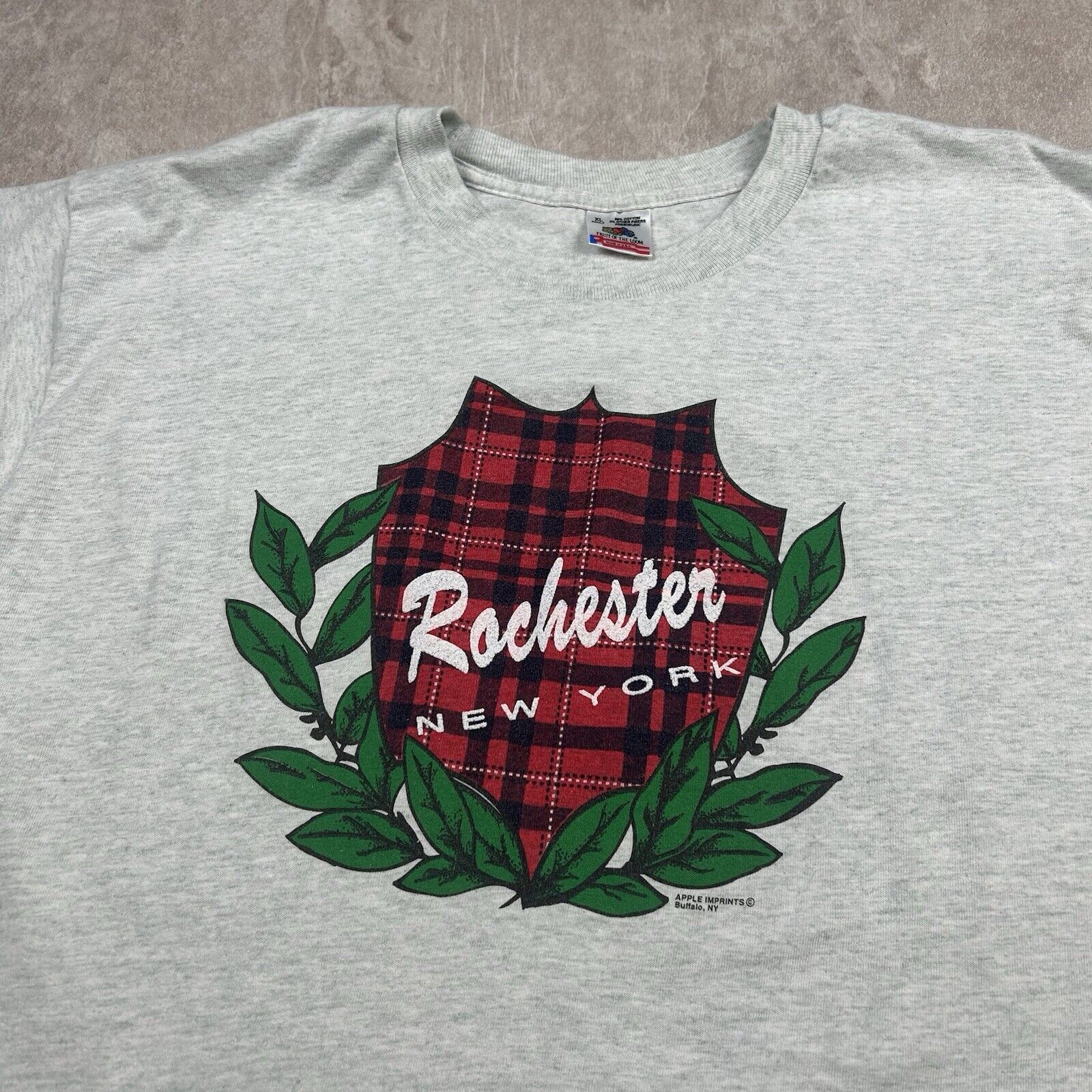 Vintage 90s Rochester NY New York Apple Imprints T-Shirt USA Made Men' – Clyde Vintage Clothing Vintage 90s Rochester NY New York Apple Imprints T-Shirt USA Made Men' – Clyde Vintage Clothing