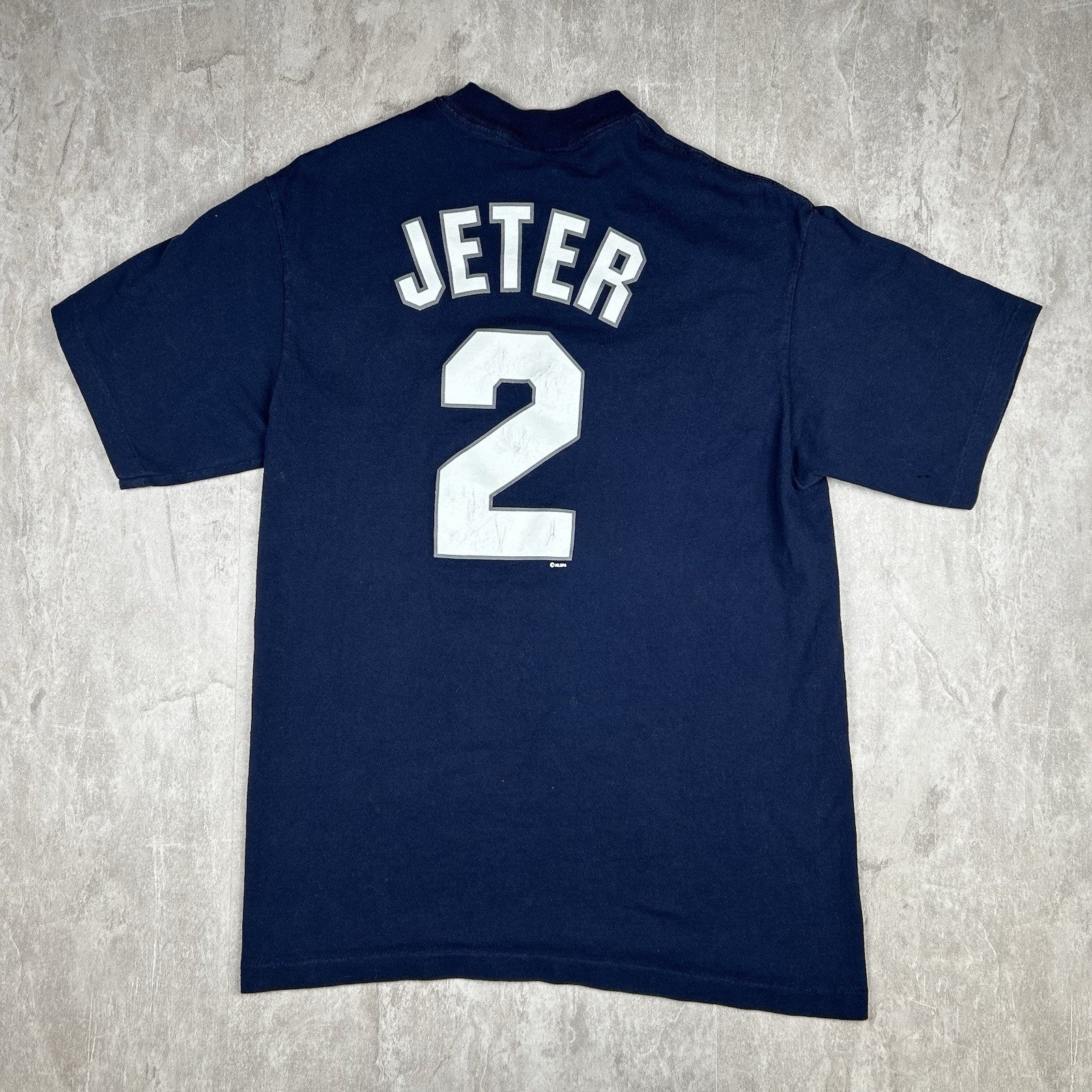 Vintage 90s Majestic Derek Jeter New York Yankees Jersey T-Shirt