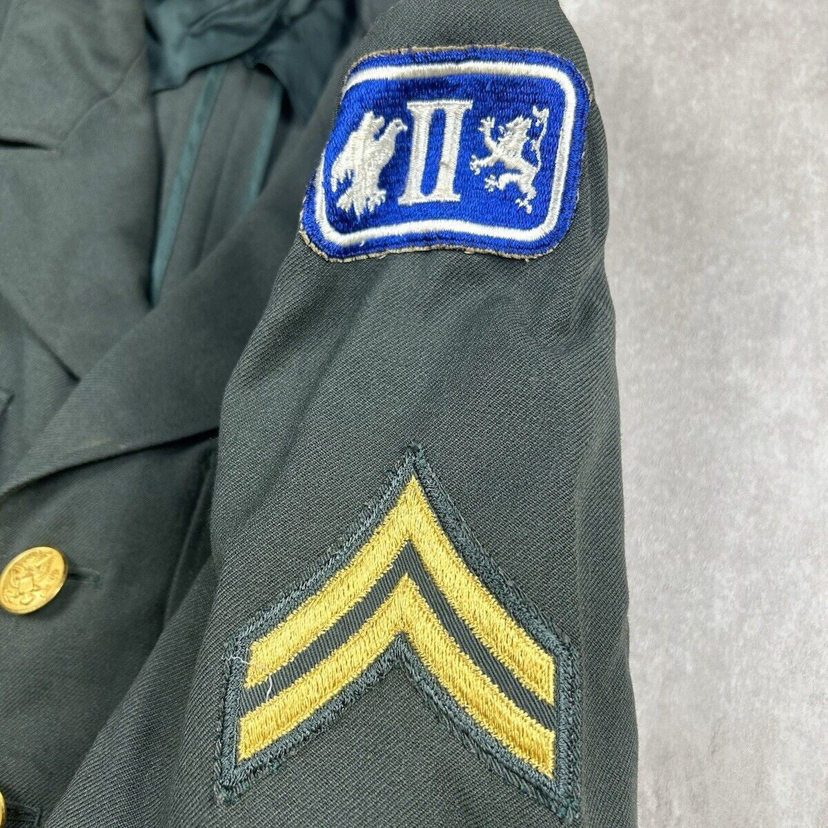 Vintage U.S. Army Dress Green Jacket Uniform Coat Patches Men's Size 3 Clyde Vintage Clothing Vintage U.S. Army Dress Green Jacket Uniform Coat Patches Men's Size 3 Clyde Vintage Clothing