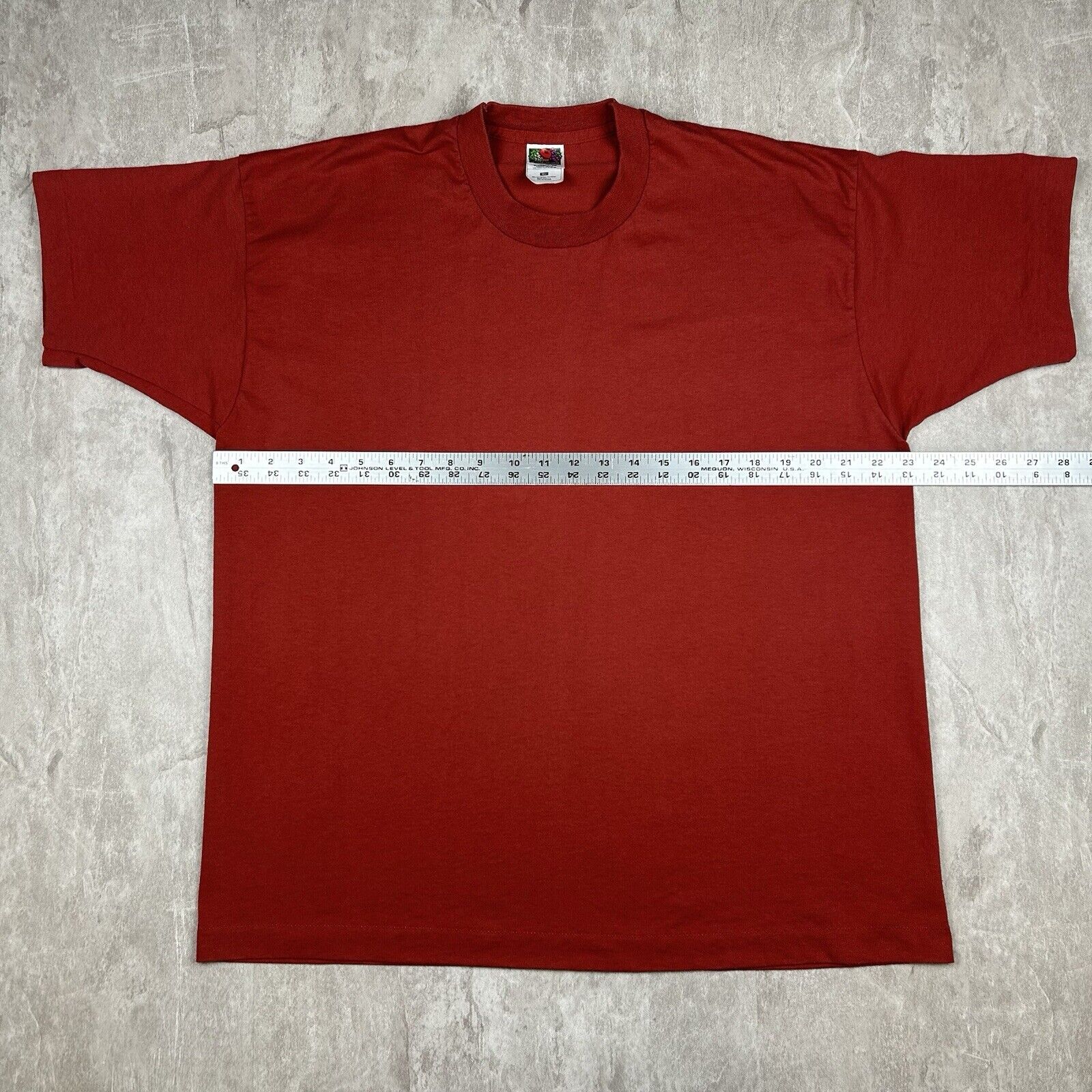 Vintage 90s Blank Fruit of the Loom T-Shirt Single Stitch Red